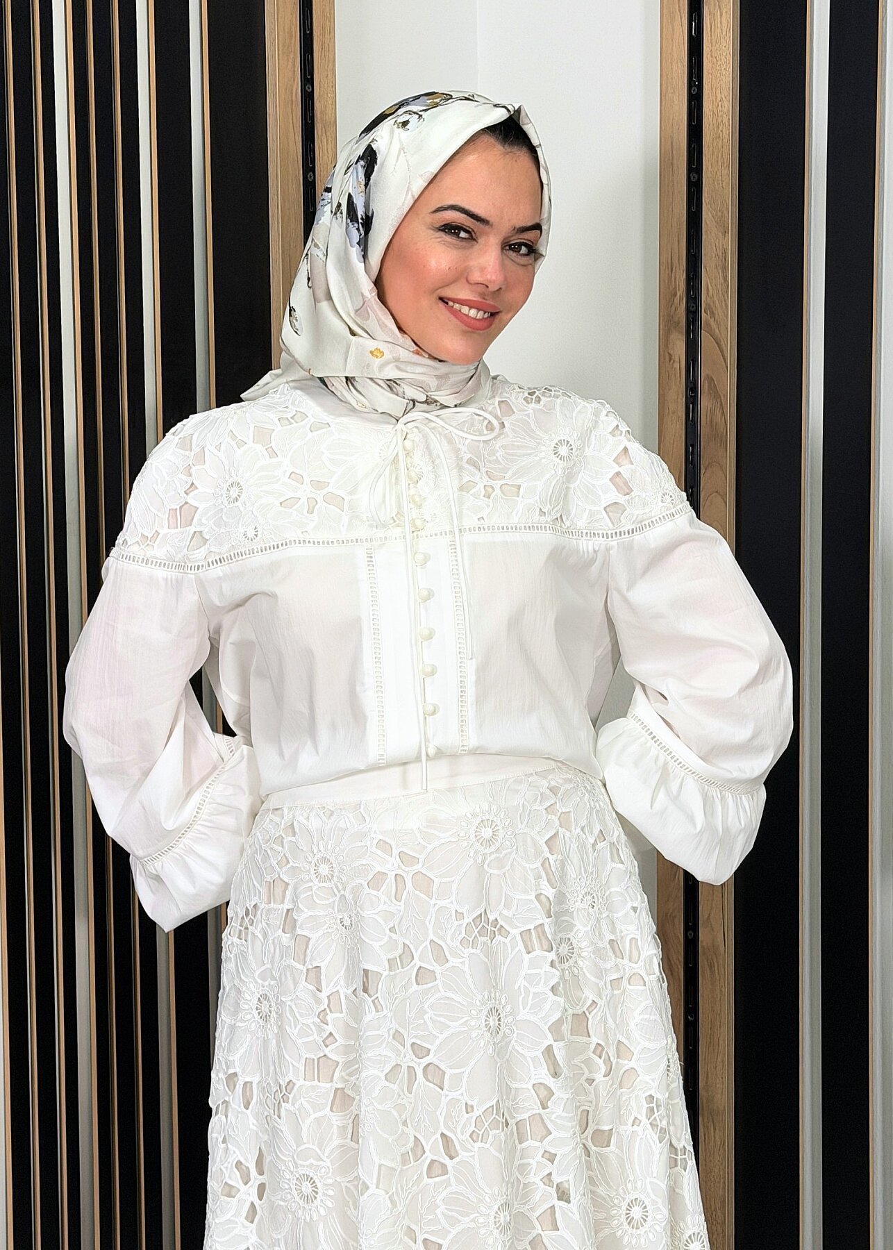 Clande Brode Detaylı Gömlek EKRU - 3