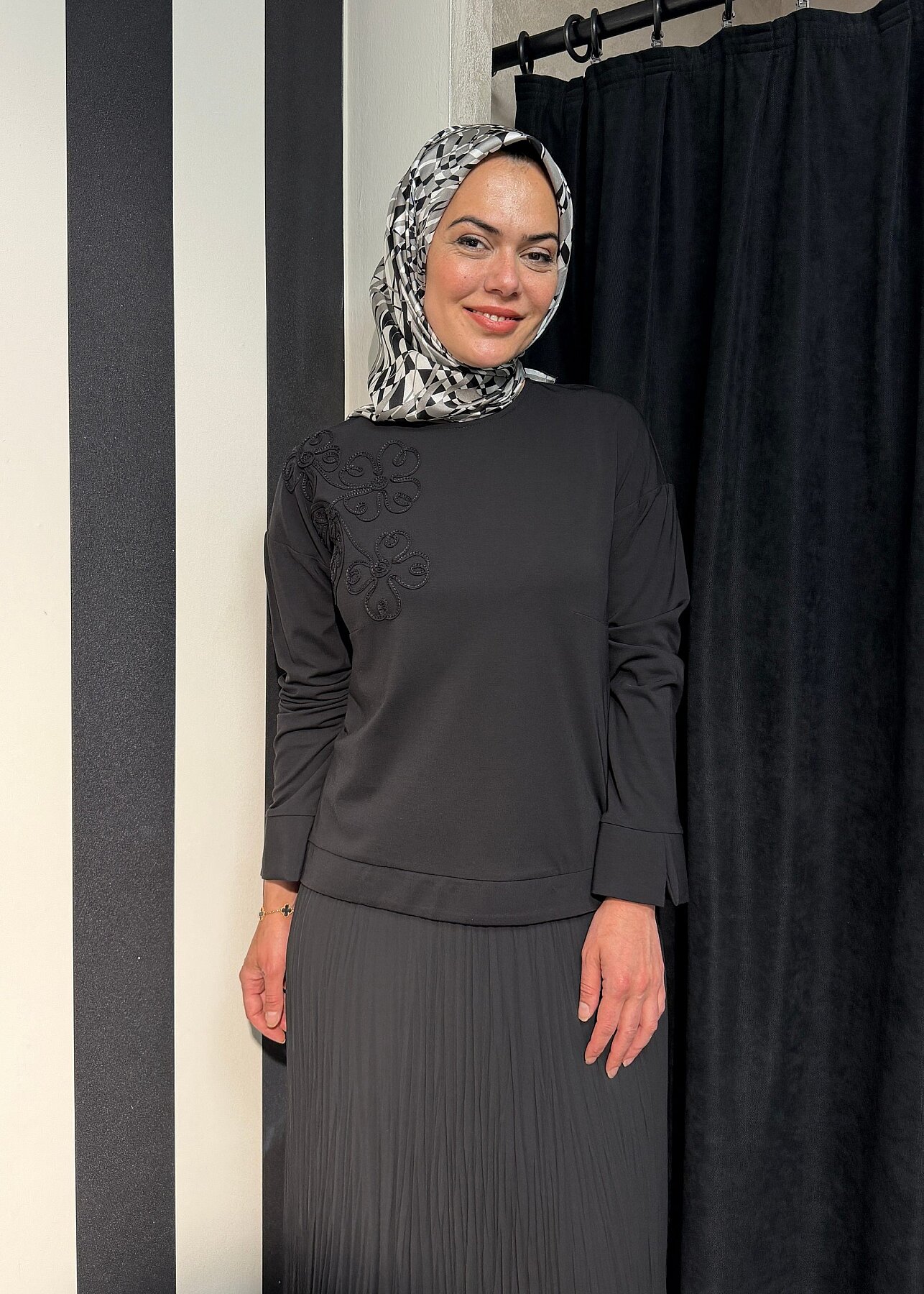 MaQ Nur Bluz SİYAH - 4