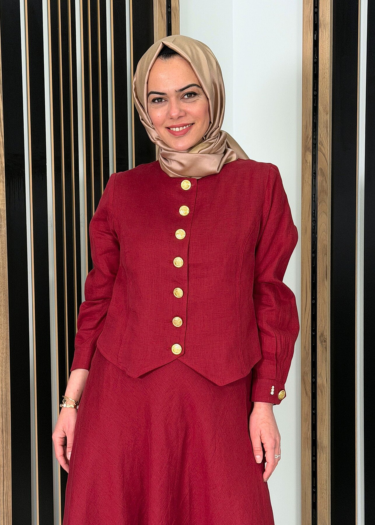 Miss Dalida Önü Düğmeli Kısa Keten Ceket Cherry - 3