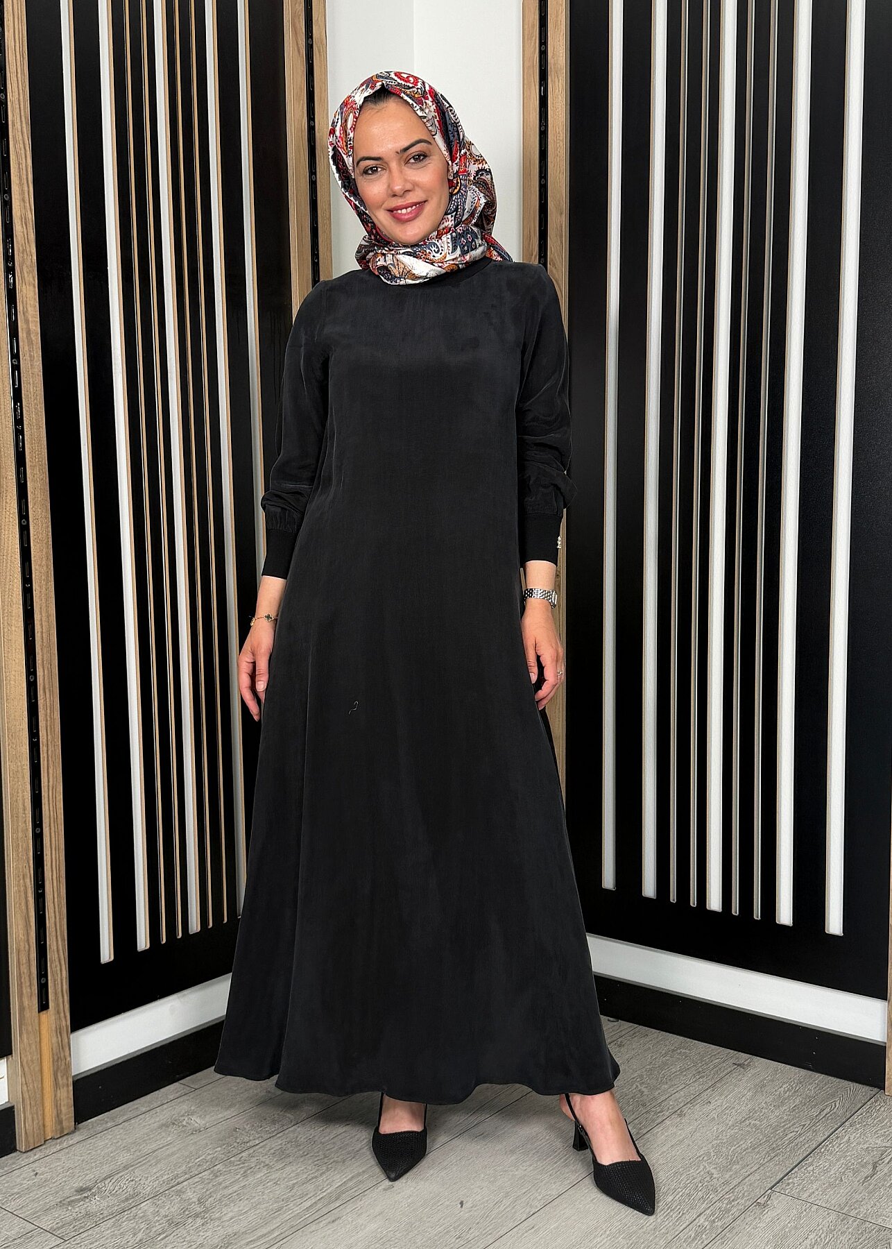 Miss Dalida Yuvarlak Yaka Cupro Uzun Elbise BLACK - 2