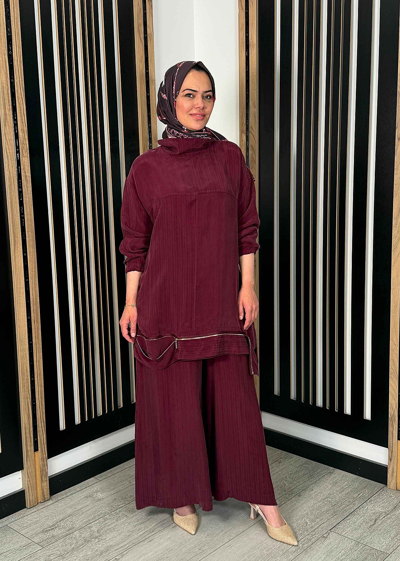 MissWhence Tuniğinin Etek Ucu Fermuar Detaylı Pantolon Takım BORDO - 2