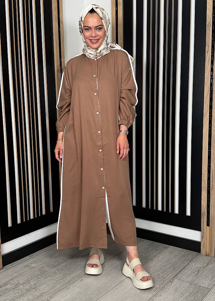 Nazlınur Collection Çizgi Detaylı Yanları Yırtmaçlı Kap KAHVE