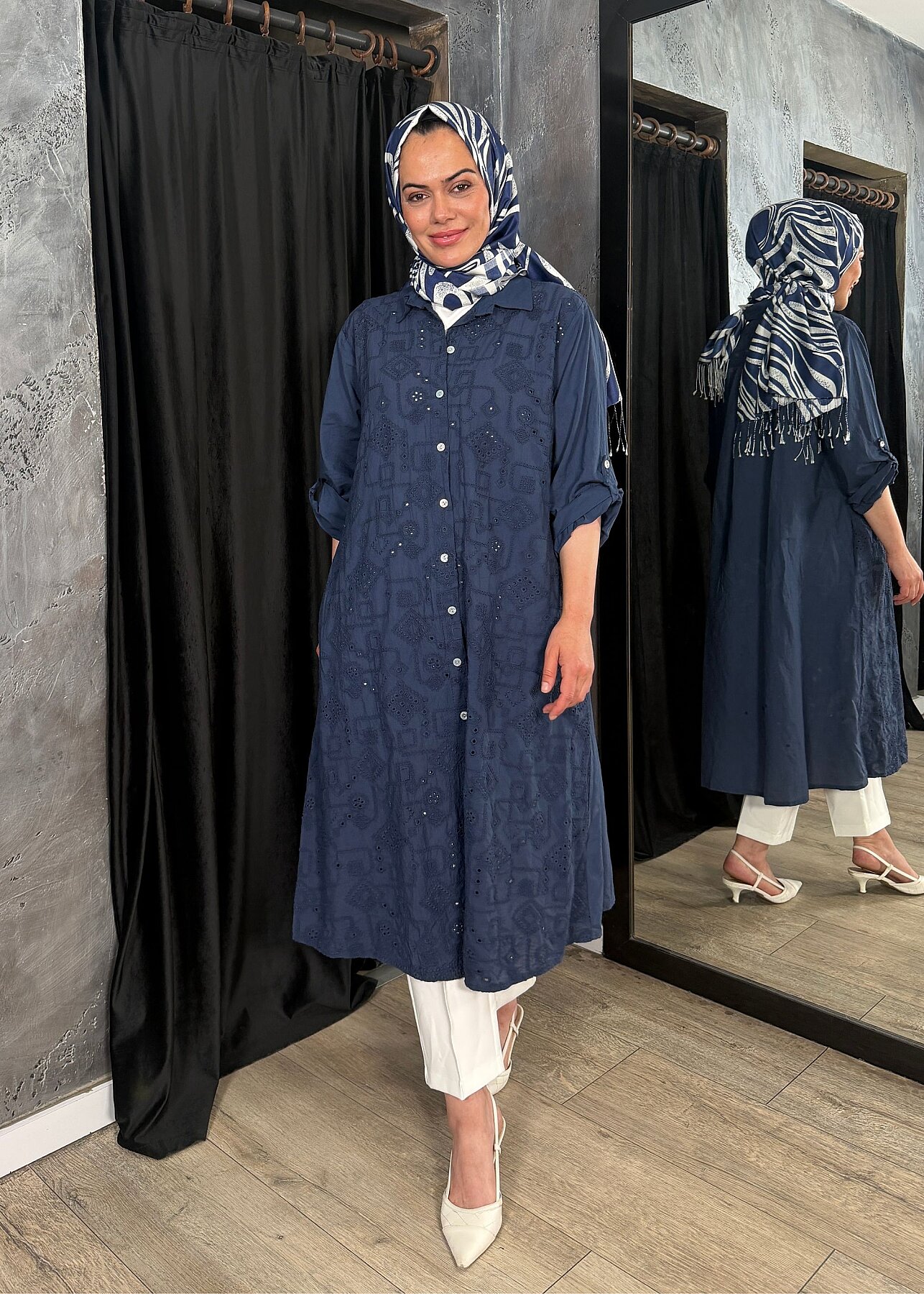 Nazlınur Collection Keten Elbise İşlemeli LACİVERT - 1