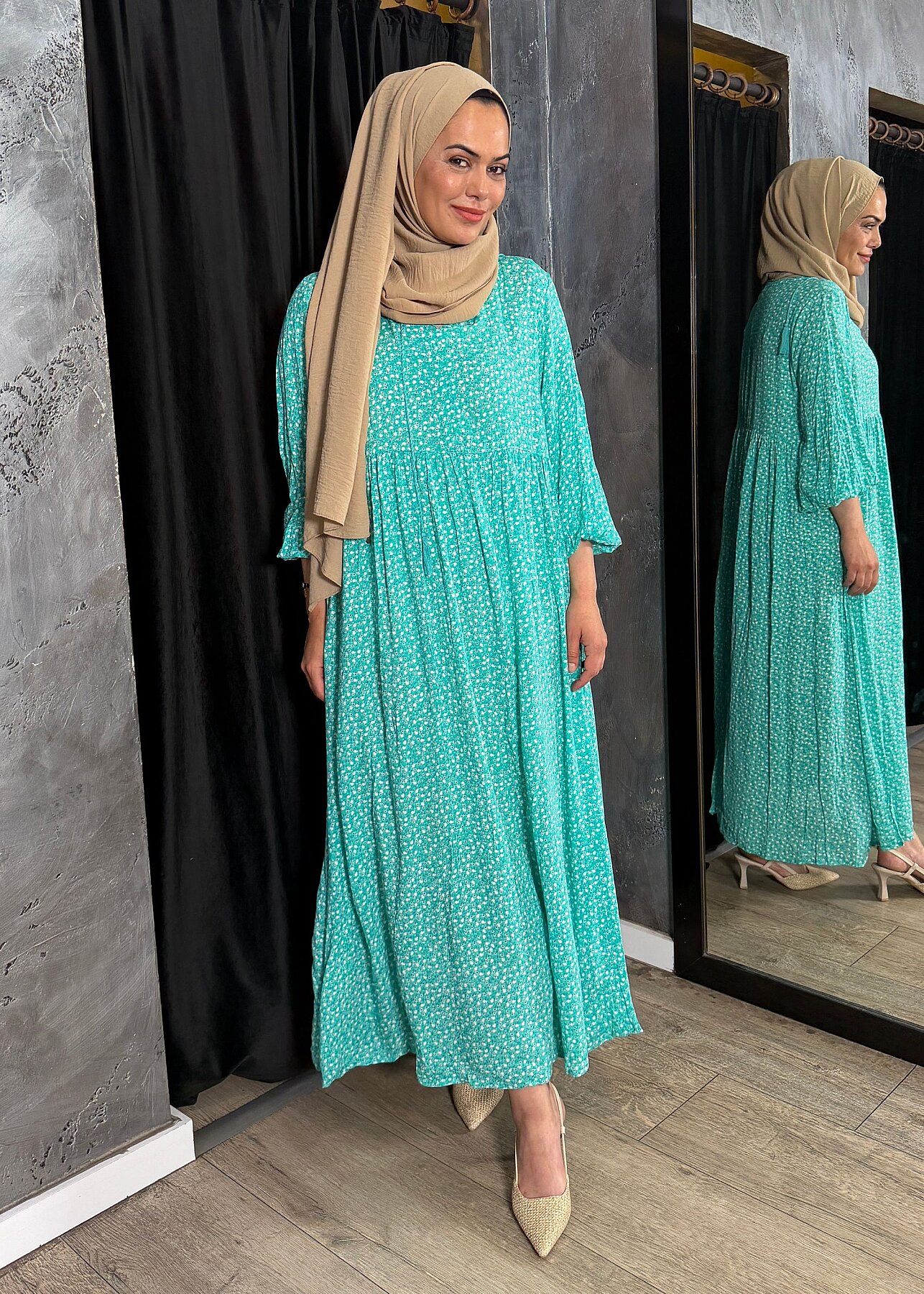 Nazlınur Collection Kolu Büzgülü Küçük Çiçek Desenli Elbise TURKUAZ - 6