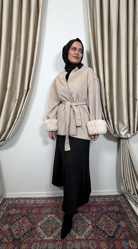 Nazlınur Collection Lora Kolu Kürklü Fox Kaban BEJ