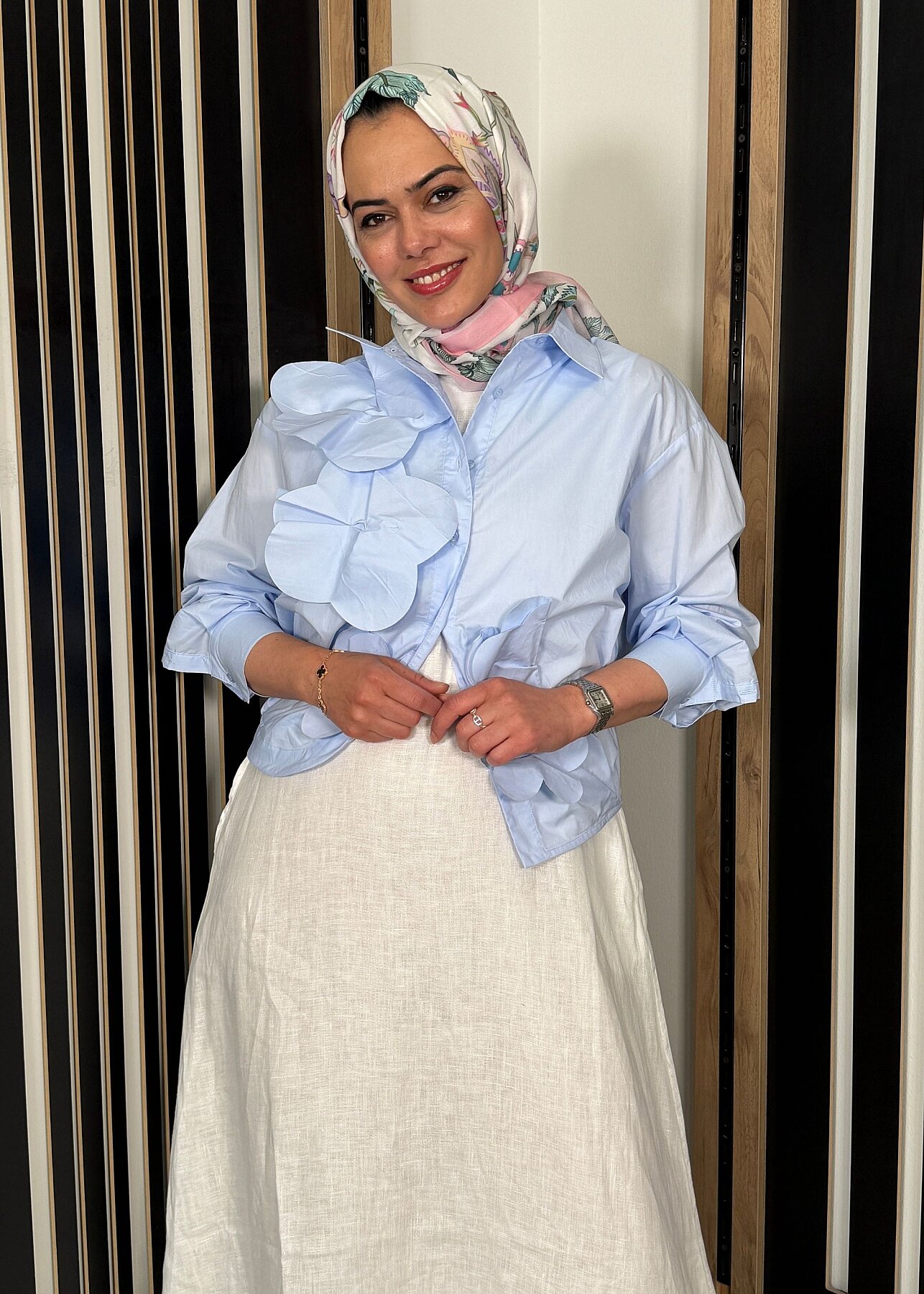 Nazlınur Collection Önü Çiçekli Gömlek MAVİ - 5