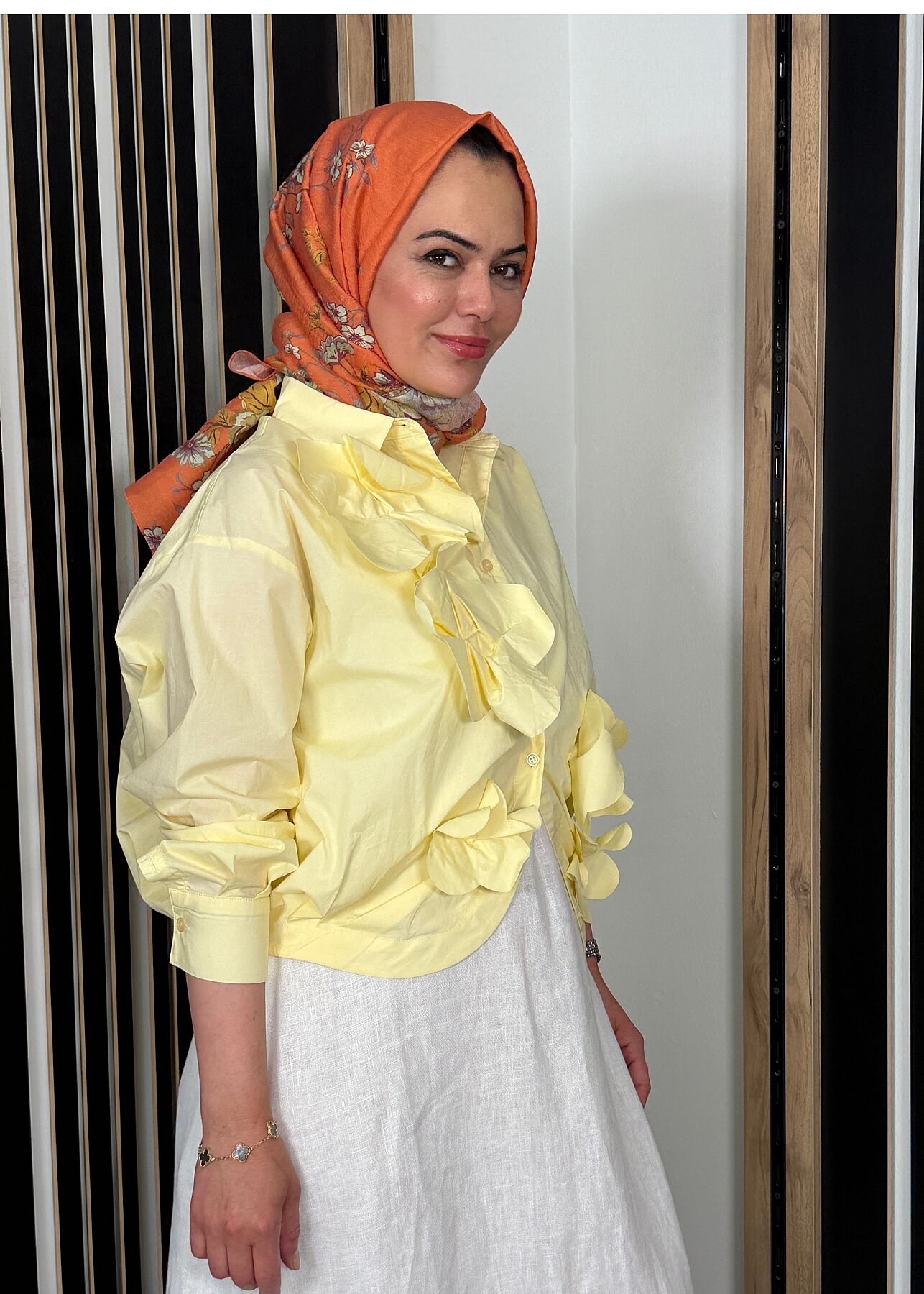 Nazlınur Collection Önü Çiçekli Gömlek SARI - 5