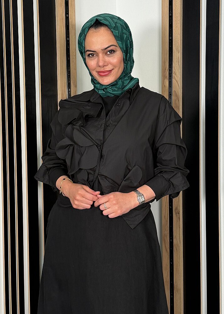 Nazlınur Collection Önü Çiçekli Gömlek SİYAH - 2