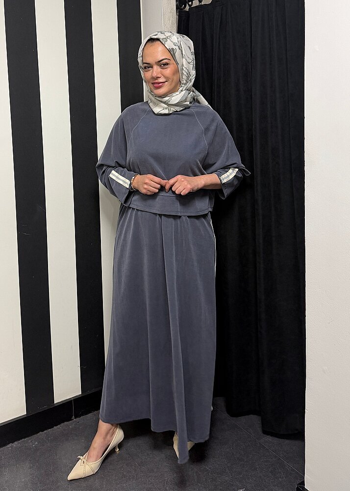 Nazlınur Collection Önü Dikiş Detaylı Şeritli Takım LACİVERT