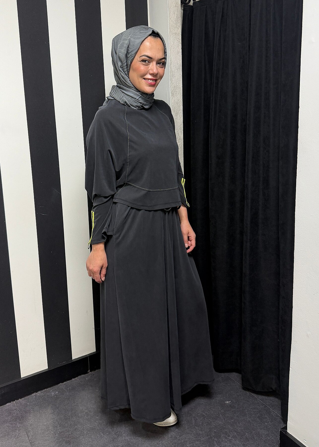 Nazlınur Collection Önü Dikiş Detaylı Şeritli Takım SİYAH - 7