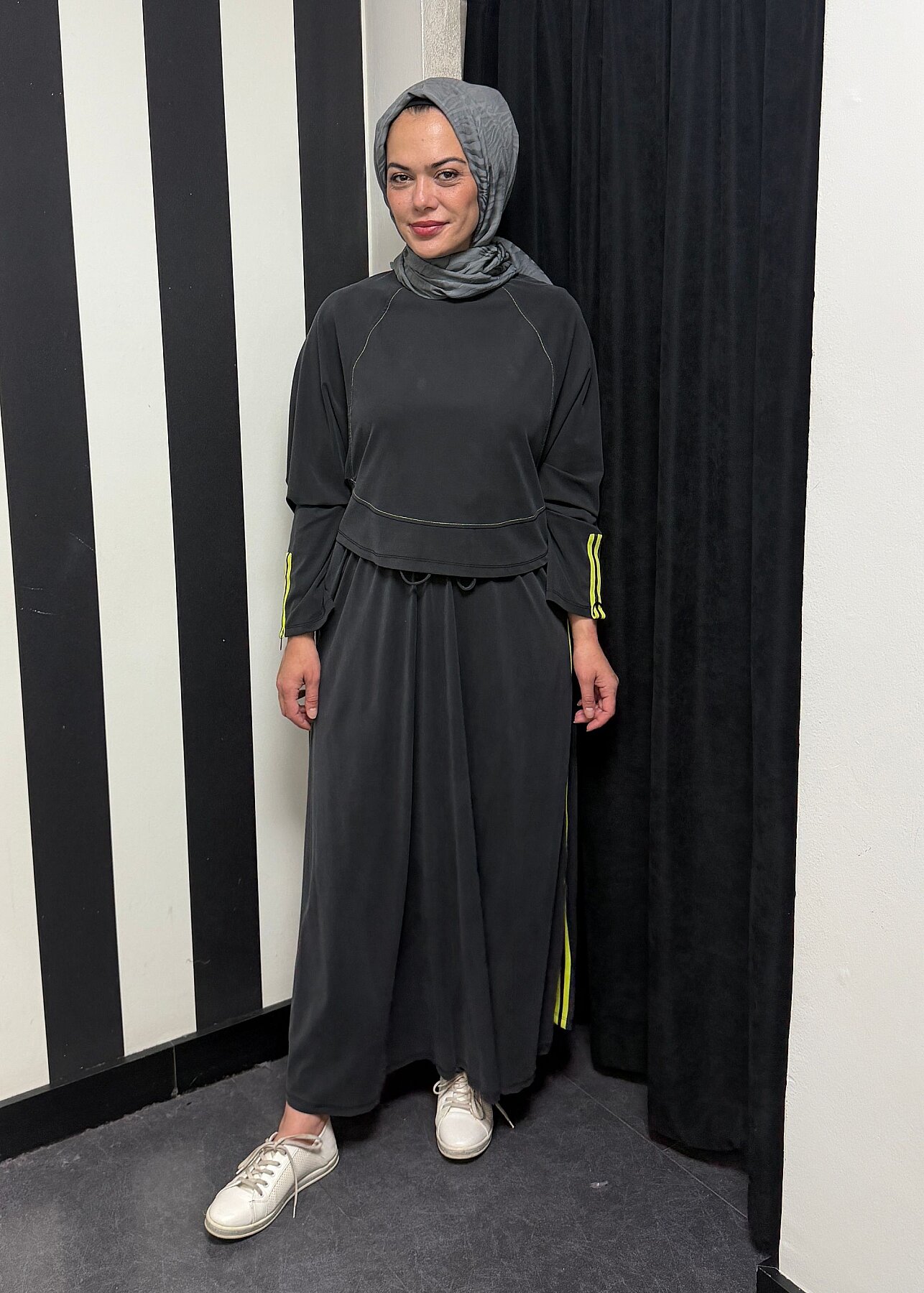 Nazlınur Collection Önü Dikiş Detaylı Şeritli Takım SİYAH - 8