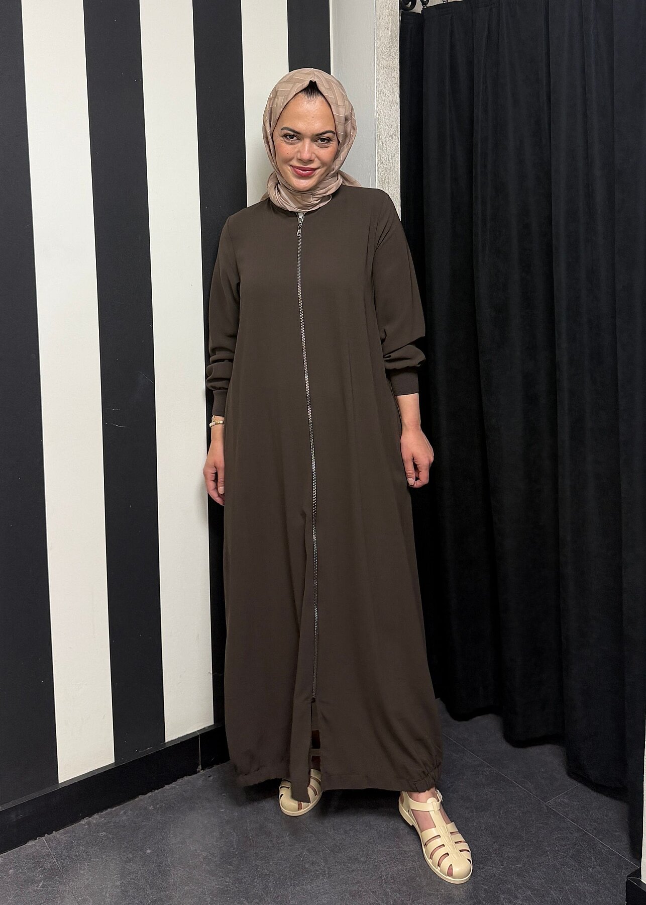 Nazlınur Collection Ribanalı Ferace Acı Kahve - 1