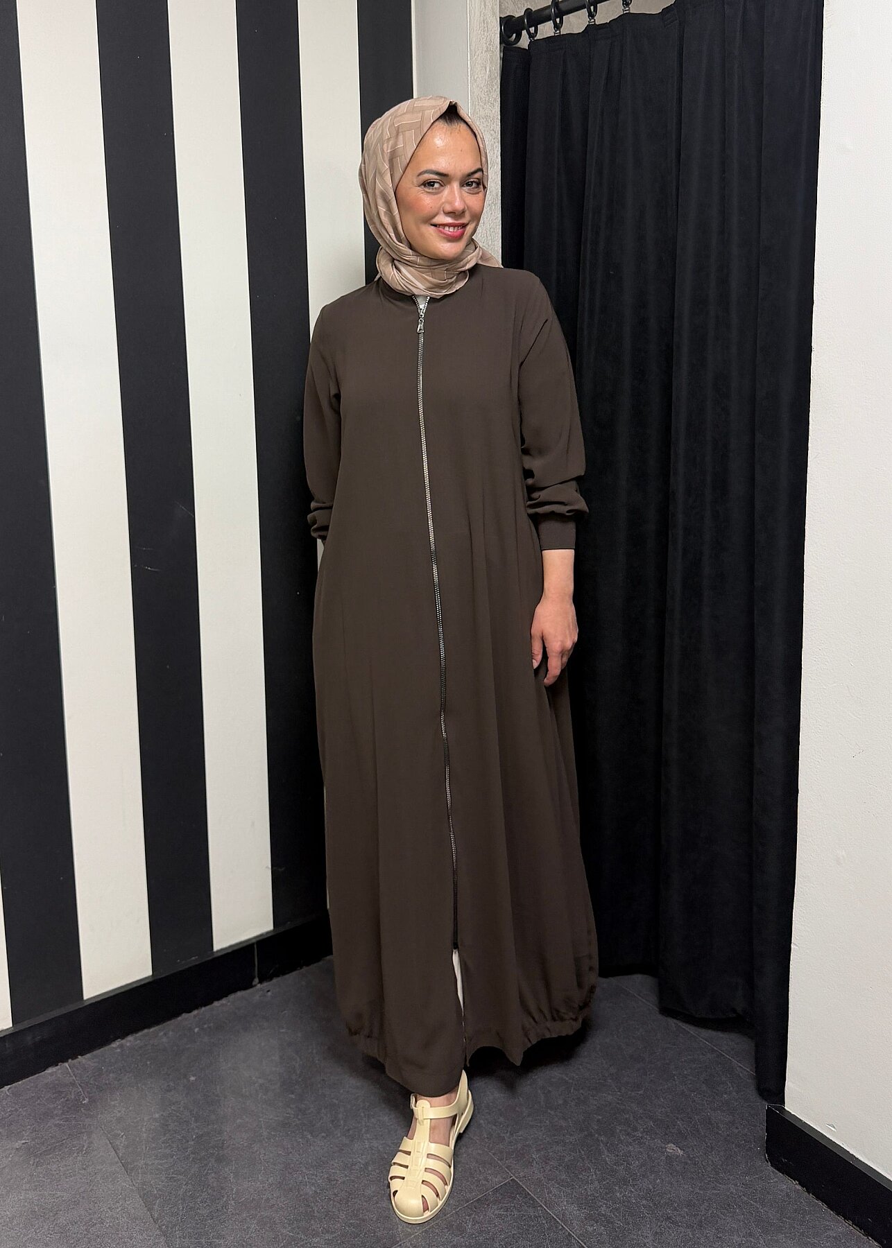 Nazlınur Collection Ribanalı Ferace Acı Kahve - 3