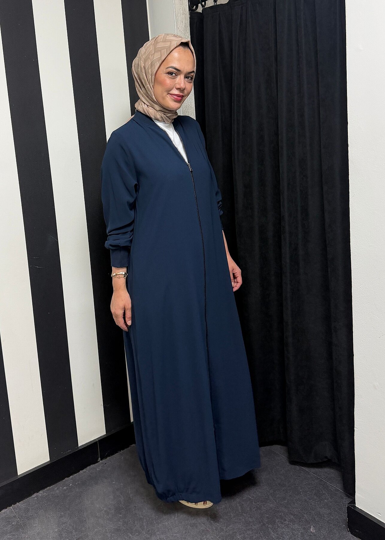 Nazlınur Collection Ribanalı Ferace LACİVERT - 5