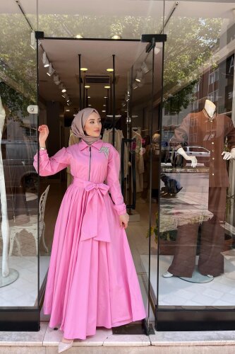 Omelya Göğsü Taş Detaylı Paraşüt Elbise PEMBE